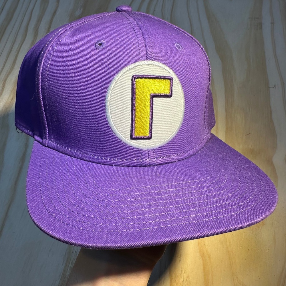 Vintage Nintendo Super Mario Waluigi Purple Snapback Hat Flat Brim OSFM